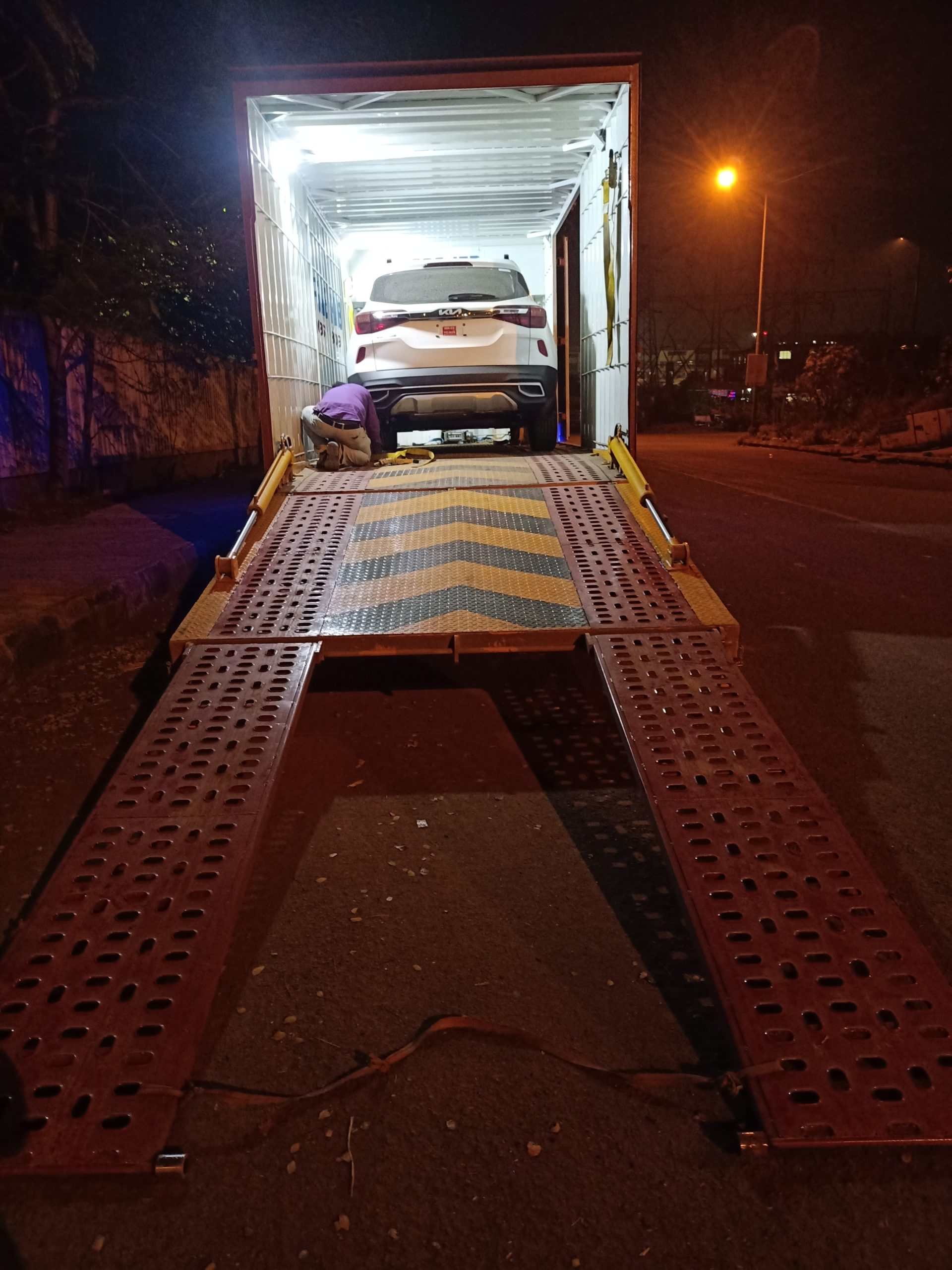 Single Car Carrier | BEST CAR TRANSPORT