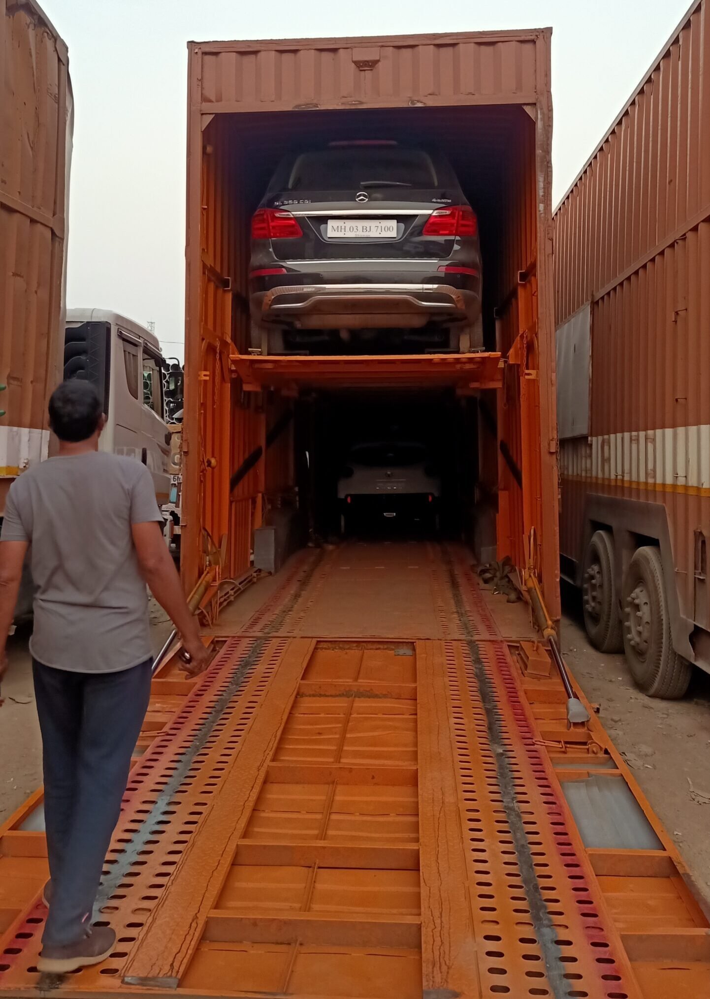 Car Transport Service in Thane