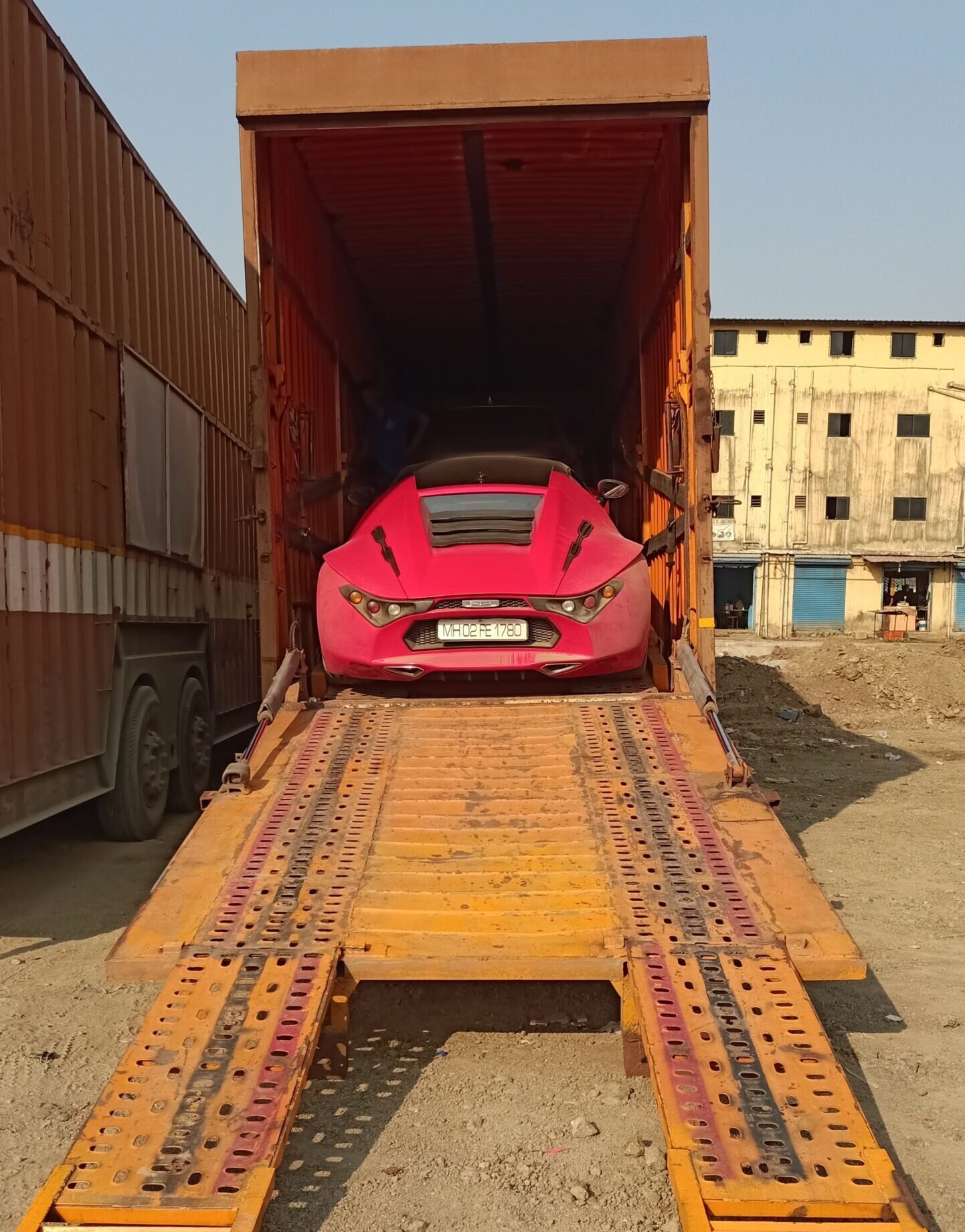 Car Transport Service in Khar Road Mumbai