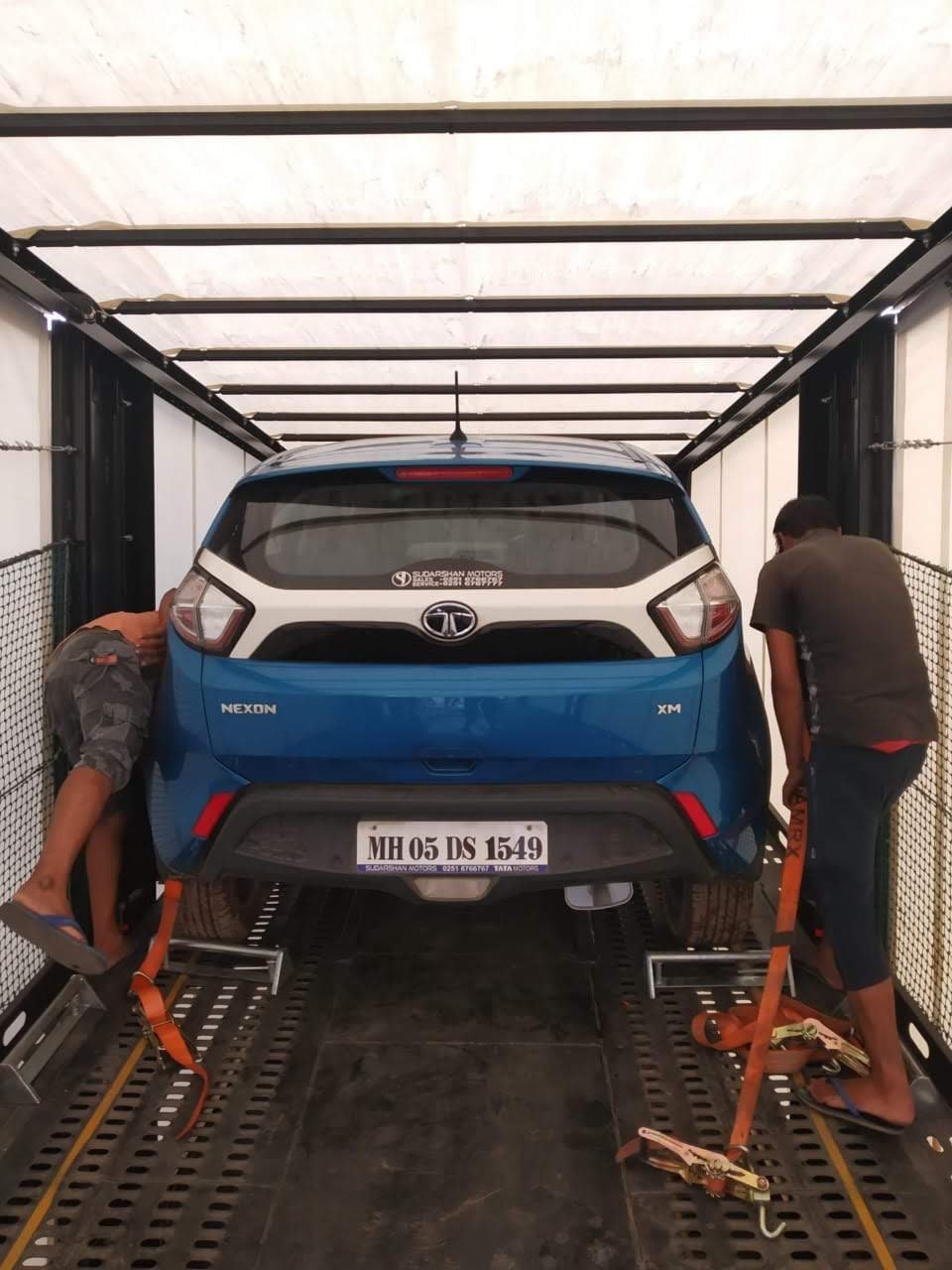 Car Transport Service in Kanpur
