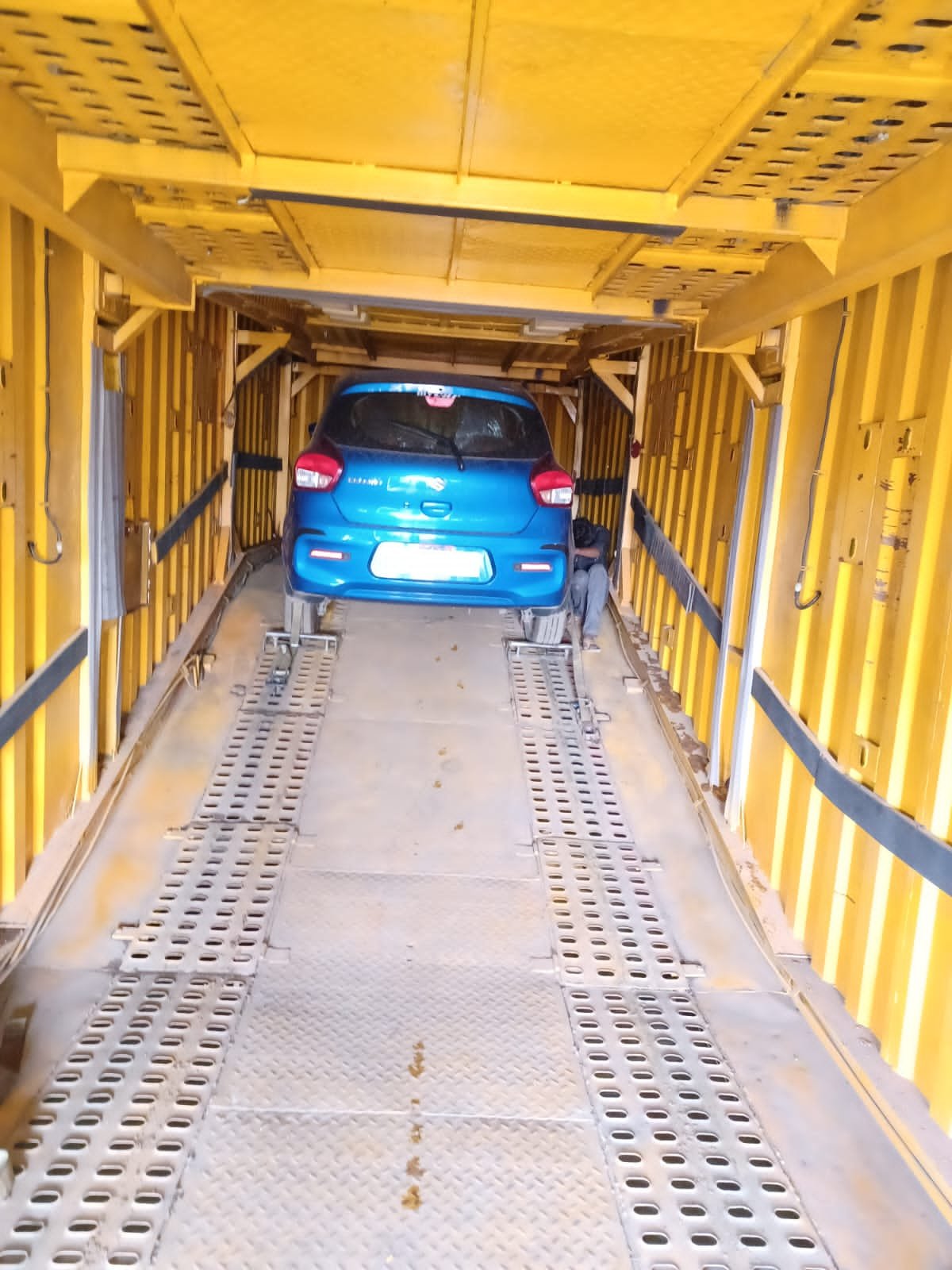 Vehicle Transportation Web Banner