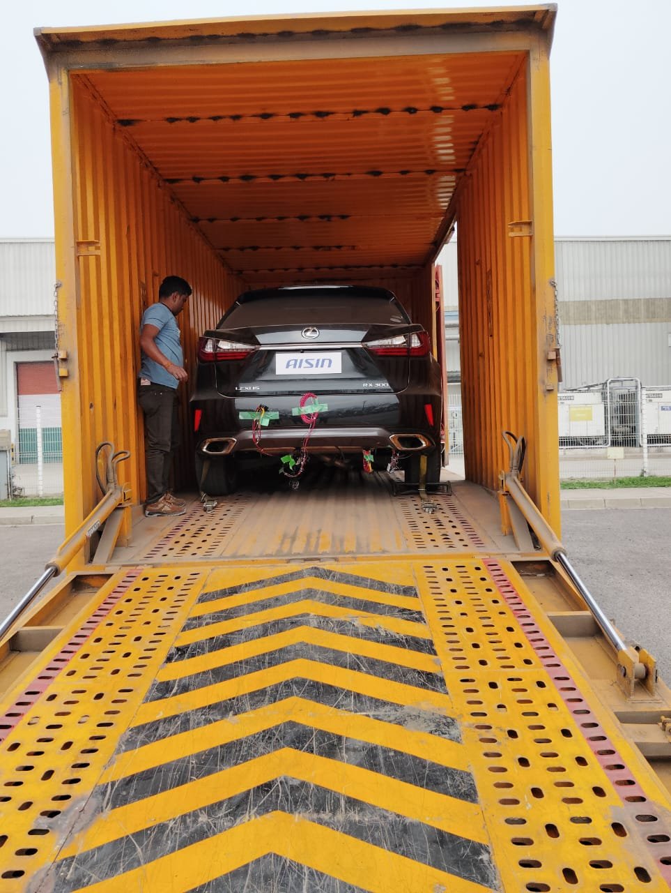Car Transport Service in Nariman Point Mumbai